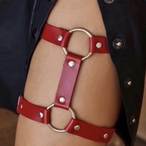 ❤️ NEW red harness leg garter